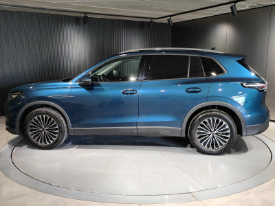 Volkswagen Tiguan 1.5 eTSI DSG CARPLAY CAMERA ATTELAGE LUM AMBIANCE