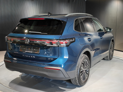 Volkswagen Tiguan 1.5 eTSI DSG CARPLAY CAMERA ATTELAGE LUM AMBIANCE