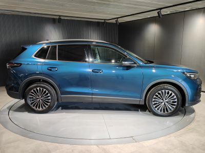 Volkswagen Tiguan 1.5 eTSI DSG CARPLAY CAMERA ATTELAGE LUM AMBIANCE