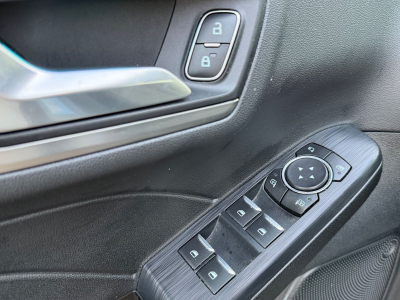 Ford Kuga Plug-In Hybrid Titanium/1.HAND/SCHECKHEFT/