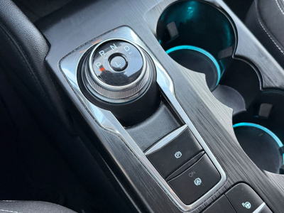 Ford Kuga Plug-In Hybrid Titanium/1.HAND/SCHECKHEFT/