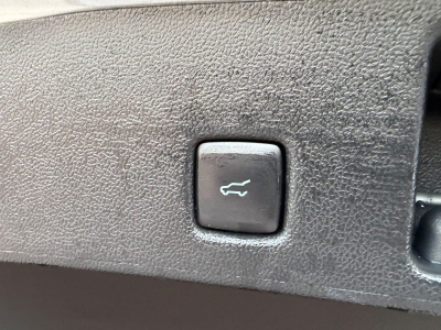 Ford Kuga Plug-In Hybrid Titanium/1.HAND/SCHECKHEFT/