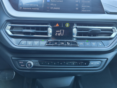 BMW 218 218iA PACK M GPS CARPLAY BLUETOOTH PHARES LED