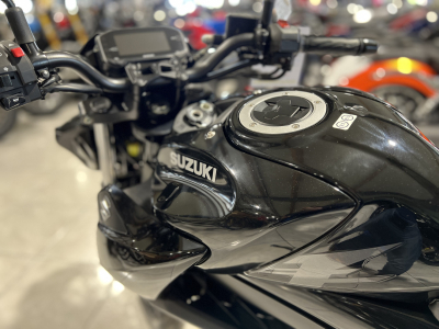 Suzuki GSX-S 125 rabaissée 50 mm