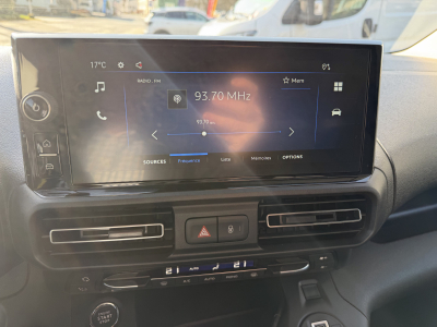 Peugeot Partner L1H1 AT 130 3 Sitzer/Klimaauto/Kamera