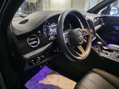 Bentley Bentayga Bentayga 4.0 V8 4WD PANO CUIR COC SOFTCLOSE