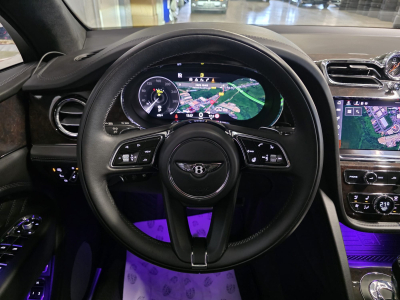 Bentley Bentayga Bentayga 4.0 V8 4WD PANO CUIR COC SOFTCLOSE