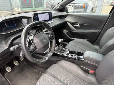 Peugeot 208 GT LINE 1.2 BVM6 100CV