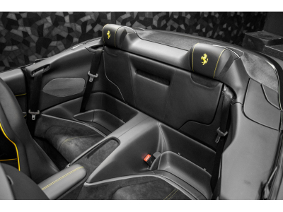 Ferrari Roma Spider - GRIGIO SCURO / FULL CARBON