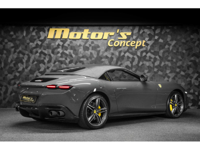 Ferrari Roma Spider - GRIGIO SCURO / FULL CARBON