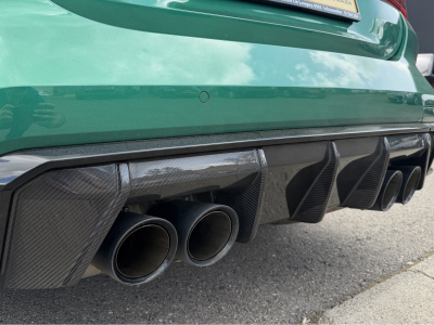 BMW M4 COMPETITION NEW MODEL SCHALENSITZE CARBON PACK LASER FULL OPTIONS