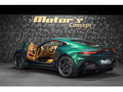 Aston Martin Vantage 4.0 V8 Coupé - Malachite Green