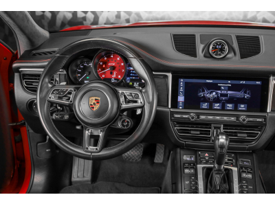 Porsche Macan II GTS - Rouge Carmin