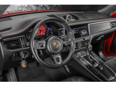 Porsche Macan II GTS - Rouge Carmin