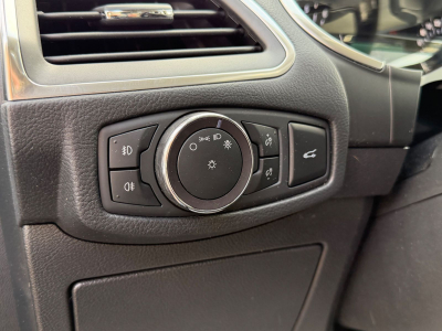 Ford S-Max S-MAX Titanium 190PS/MWST/7xSitzer