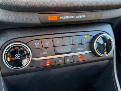 Ford Fiesta Titanium/5XTürer/Facelift/