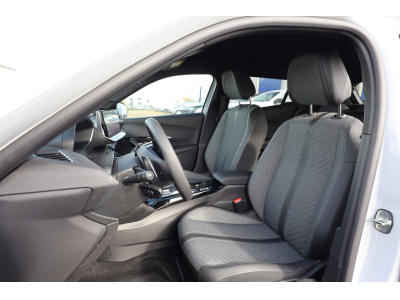 Peugeot 2008 1.2 Hybrid e-DSC6 145 Allure