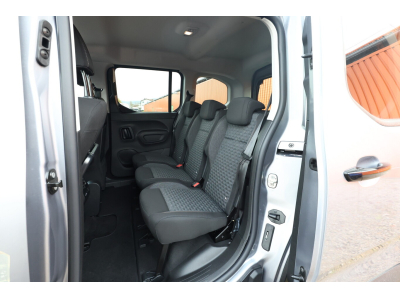 Peugeot Rifter 1.5 BlueHDI 130 EAT8 L1 GT