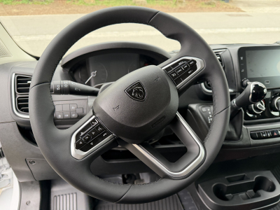 Peugeot Boxer 2.2 BlueHDI EAT8 190 L4H3 335