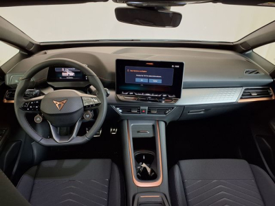 Cupra Born 79KWH  231 PS