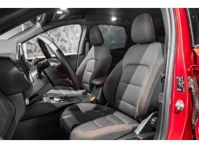 Ford Kuga 2.5 Hybrid