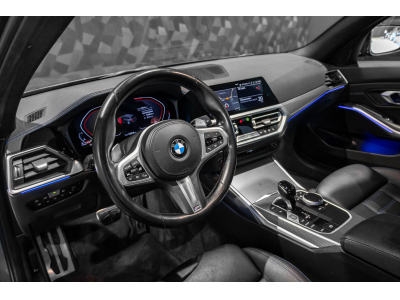 BMW 320 d Touring M SPORT
