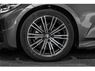 BMW 320 d Touring M SPORT