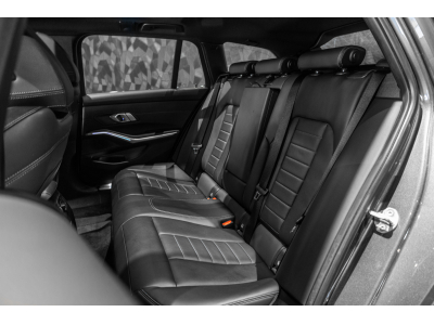 BMW 320 d Touring M SPORT