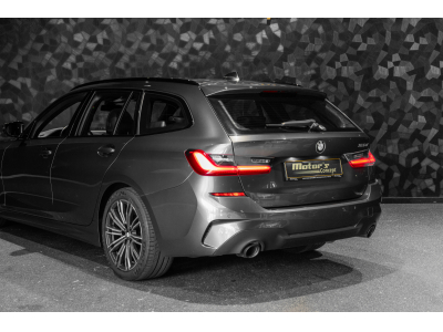 BMW 320 d Touring M SPORT