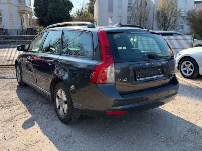 Volvo V50 Kombi 1.6 D Drive Momentum/1.HAND/