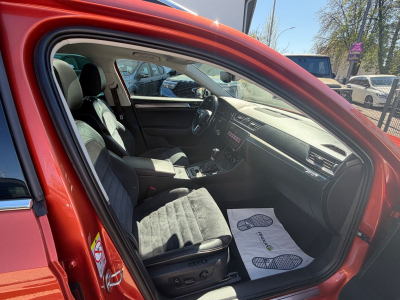 Skoda Superb Combi Scout 4x4 190PS/