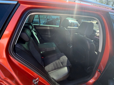 Skoda Superb Combi Scout 4x4 190PS/