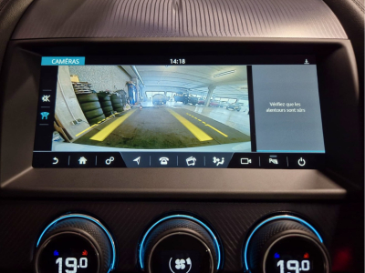 Jaguar F-Type 3.0 V6 P-340 COUPE R-DYNAMIC MERIDIAN PANO CUIR NAVI 1 HAND