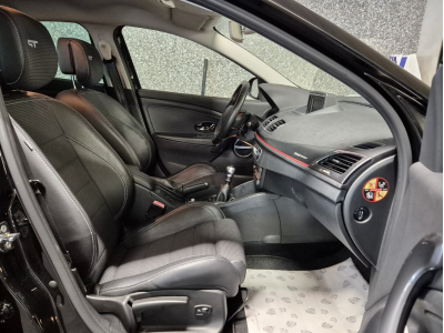 Renault Megane GRANDTOUR GT 220 LIMITED EDITION N°102 BOSE CUIR NAVI