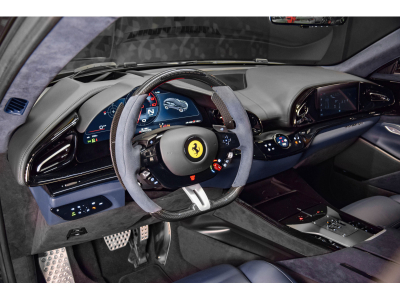 Ferrari Purosangue 6.5 V12 - BLU ROMA