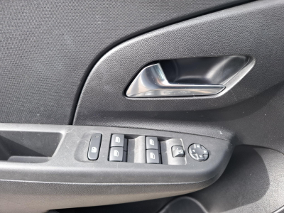 Opel Corsa 1.2 Turbo 100 Edition AT8