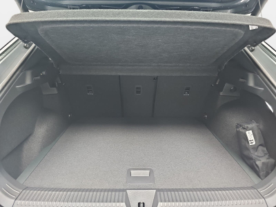 Volkswagen T-Roc 1.5 eTSi 150 DSG R-Line