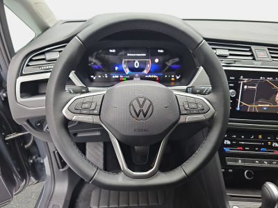 Volkswagen Touran 1.5 TSI 150 DSG Confortline 7 places