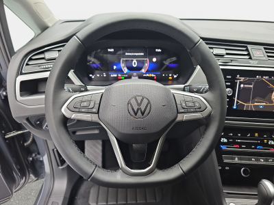 Volkswagen Touran 1.5 TSI 150 DSG Confortline 7 places