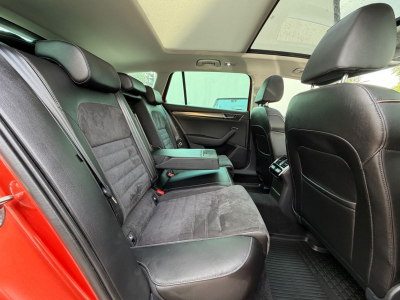 Skoda Superb Combi Scout 4x4 190PS/