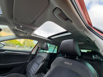 Skoda Superb Combi Scout 4x4 190PS/