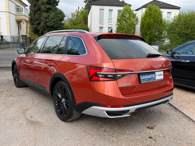 Skoda Superb Combi Scout 4x4 190PS/