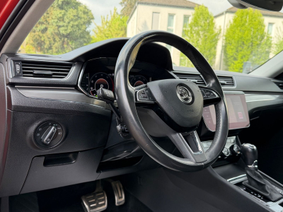 Skoda Superb Combi Scout 4x4 190PS/