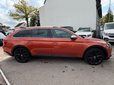 Skoda Superb Combi Scout 4x4 190PS/