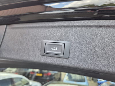 Audi A4 TDI AVANT S-TRONIC 163CV