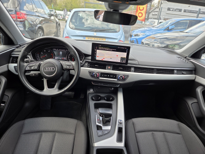 Audi A4 TDI AVANT S-TRONIC 163CV