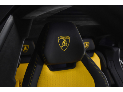 Lamborghini Urus V8 - GRIGIO KERES / GIALLO