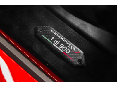 Lamborghini Aventador SVJ Coupé / 1 OF 900 / ROSSO MARS