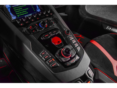 Lamborghini Aventador SVJ Coupé / 1 OF 900 / ROSSO MARS