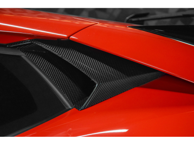 Lamborghini Aventador SVJ Coupé / 1 OF 900 / ROSSO MARS